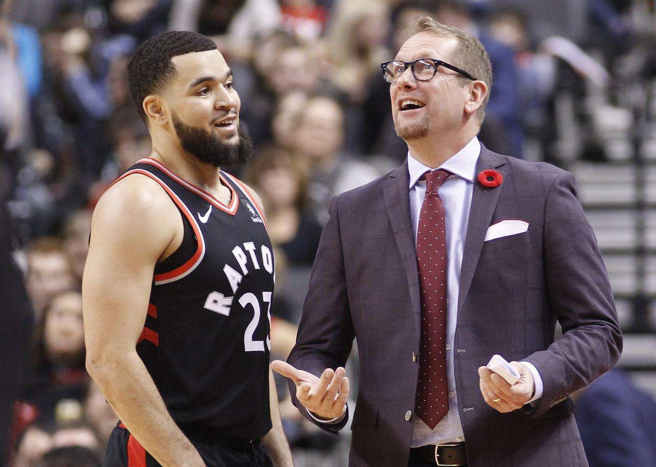 展现出更强 展现出更强