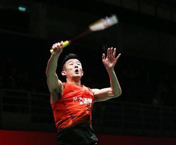 通过球员们 通过球员们