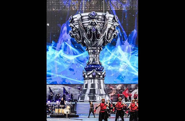 二出局一二 二出局一二